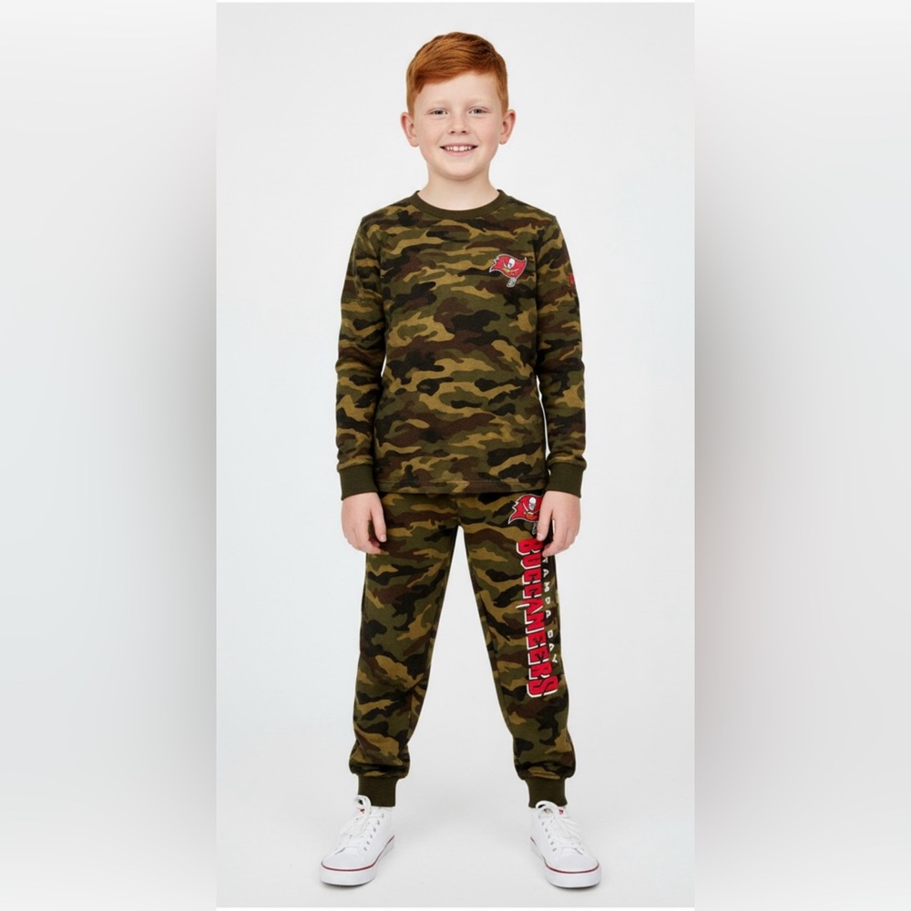 Bucs joggers NFL Camouflage Joggers with Red Buccaneers Logo